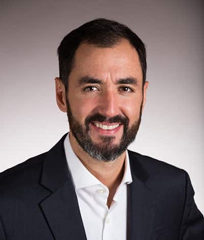 Meziane Idjerouidene, président de Weaving group paroles entrepreneurs CNDC
