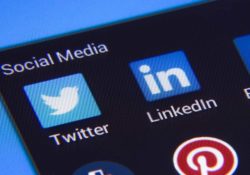 Coachs de dirigeant·e : les réseaux sociaux sont-ils le seul levier de la prospection ?