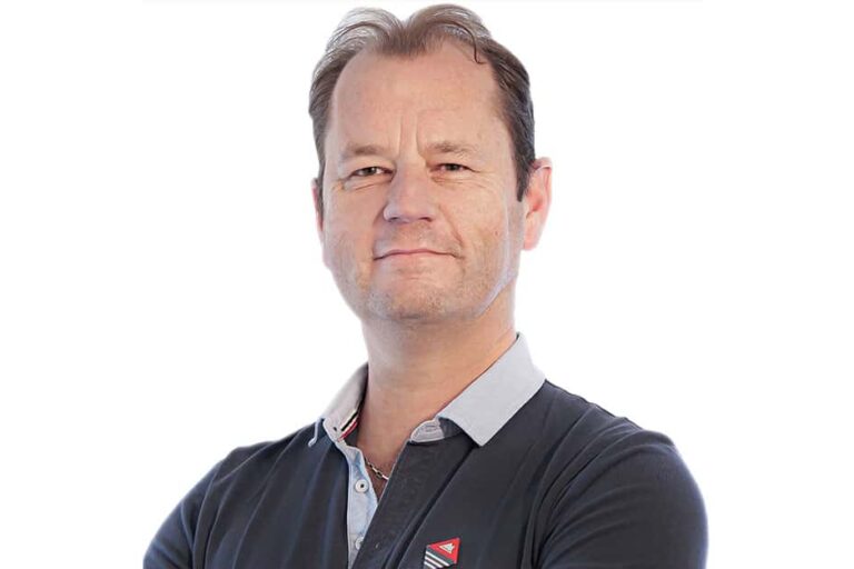 Témoignage Renaud LOUPI, Gérant Attila, le 1er réseau national spécialisé dans la réparation et l’entretien de tous les types de toits